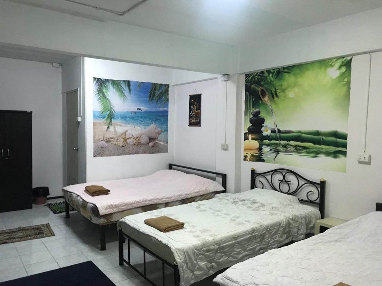 Artem'S Guesthouse Jomtien Beach Exterior foto